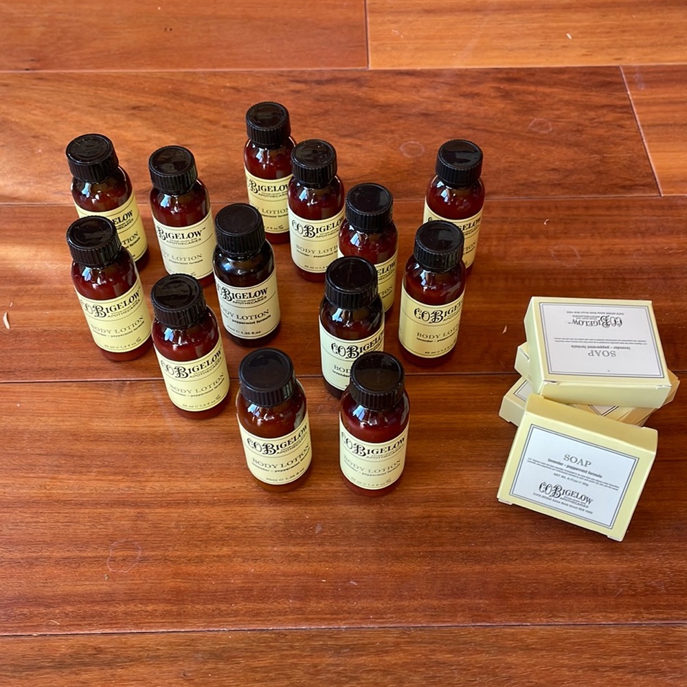 COLLECTION OF CO BIGELOW TOILETRIES NWT